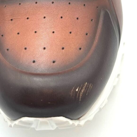 Authentic Louis Vuitton Men's Run Away Sneakers-Size 9 - Picture 10 of 14